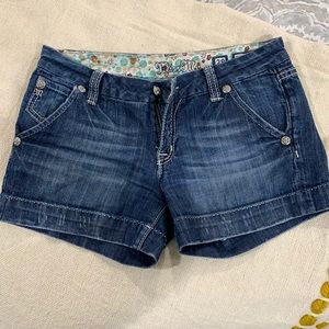 Miss me shorts